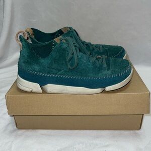 Clarks originals Trigenic Flex Teal Suede size 9M lightly worn